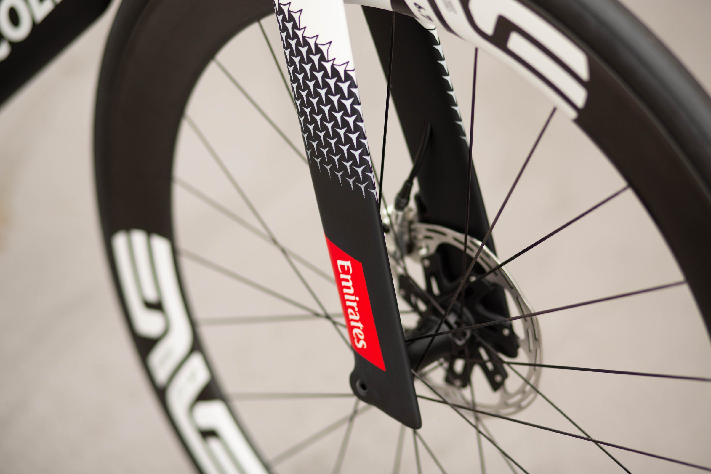 Colnago Y1RS: A 1x Red XPLR Build