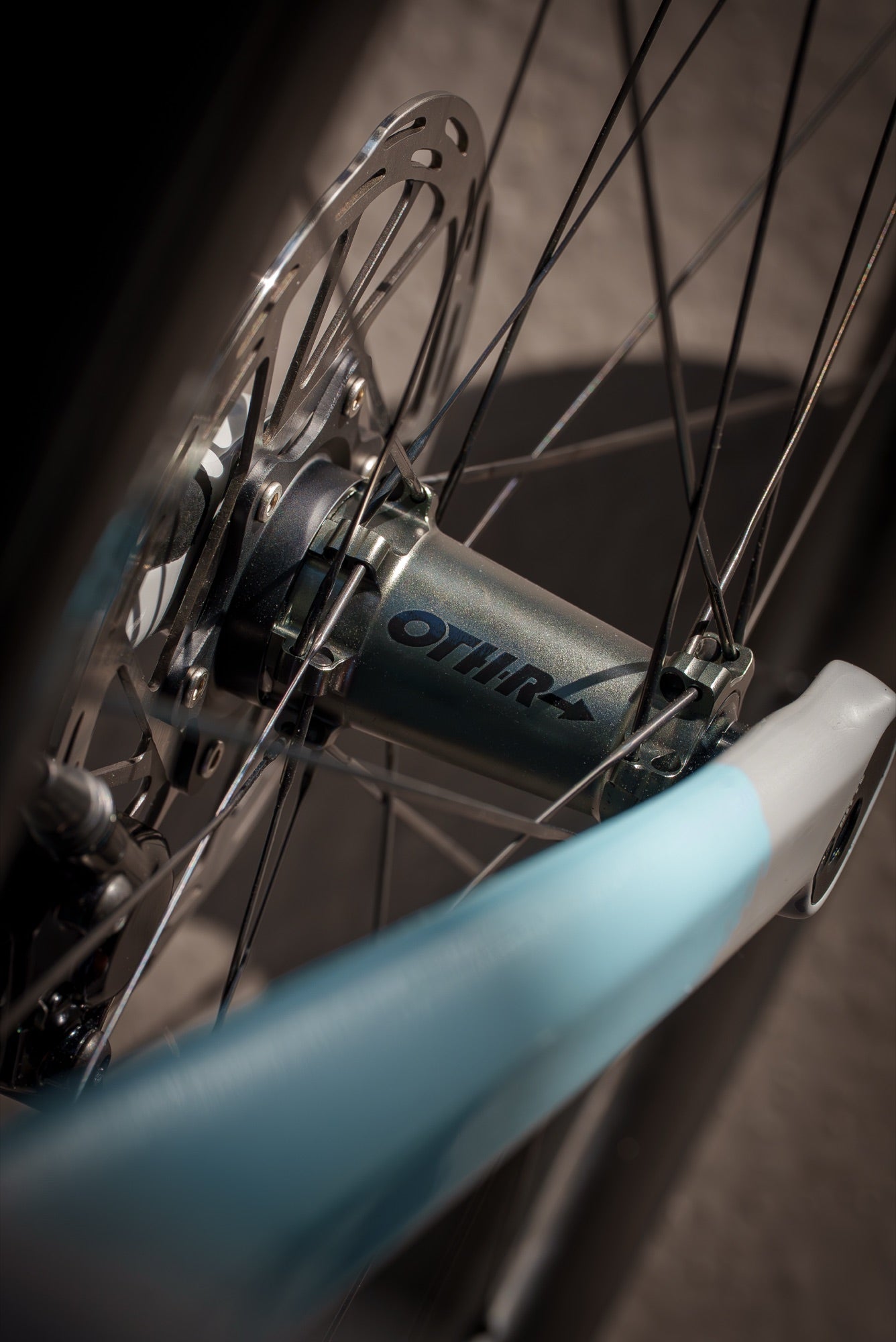 OTHR hub close-up