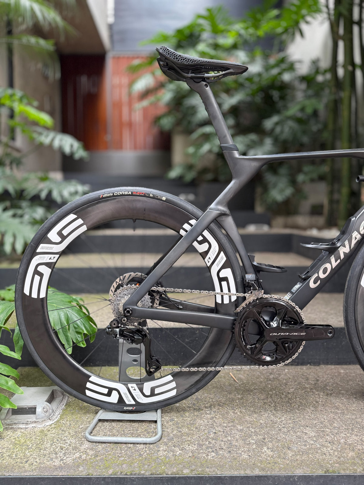 Colnago Y1RS Dark Series: Why the Fit Matters